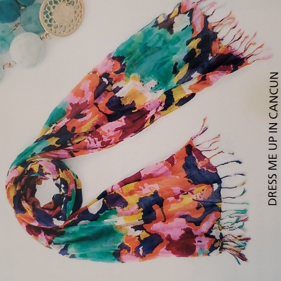 New Scarf, vibrant colors, fringe ends, Celebrating Home Penelope Ann collection - Picture 1 of 6